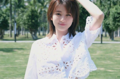 娱乐吃瓜酱衣服尺寸多大,揭秘明星衣橱，揭秘衣服尺寸之谜